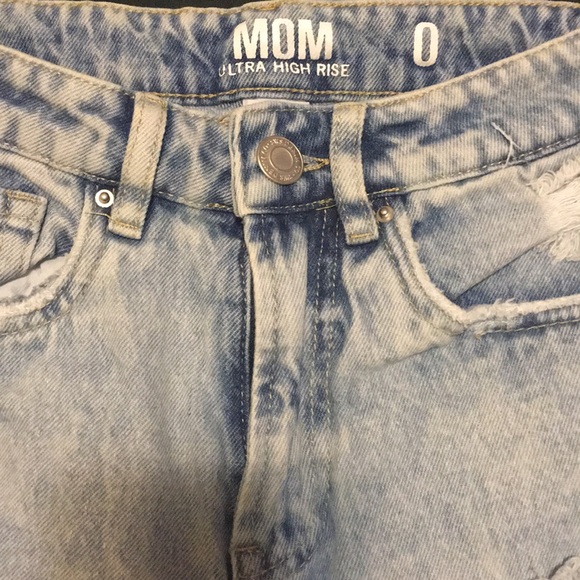 Jeans - Picture 2 of 3